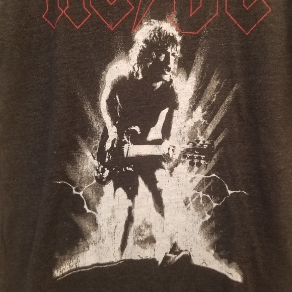 {M} Chaser ACDC Band Concert Fasion Tee ***with flaw*** - Picture 2 of 8